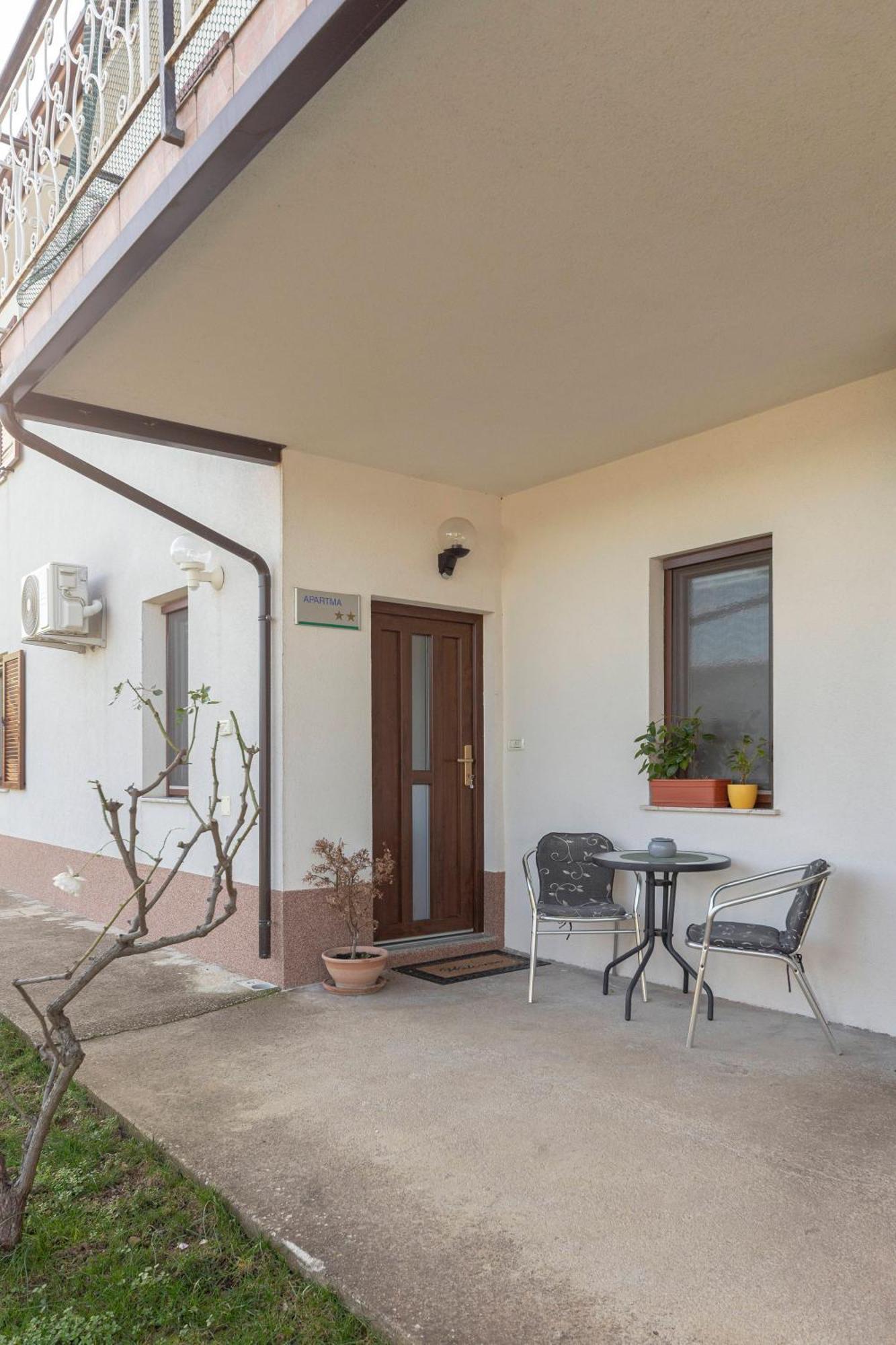 Apartma Vesna 科佩尔 外观 照片
