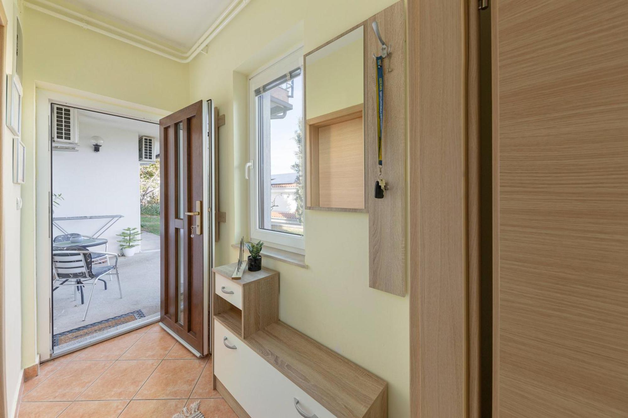 Apartma Vesna 科佩尔 外观 照片